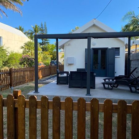 Villa&Bungalow 'Coco des sables' les pieds dans l'eau La Saline Le Bains Extérieur photo