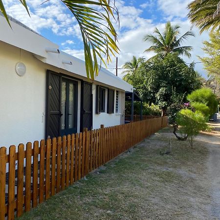 Villa&Bungalow 'Coco des sables' les pieds dans l'eau La Saline Le Bains Extérieur photo