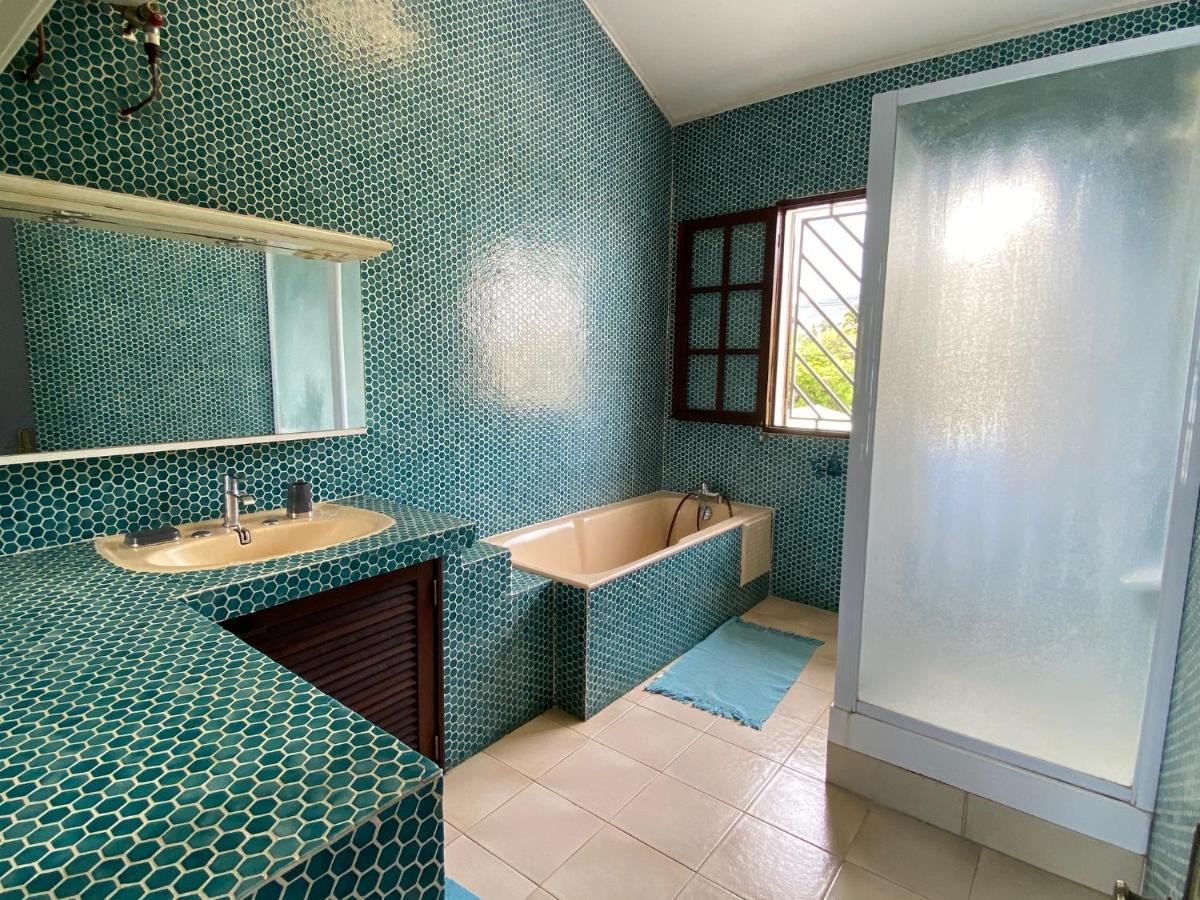 Villa&Bungalow 'Coco des sables' les pieds dans l'eau La Saline Le Bains Extérieur photo