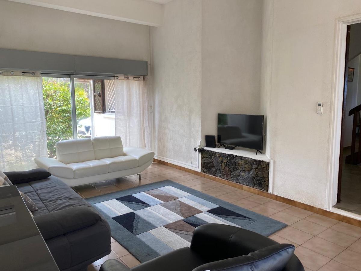 Villa&Bungalow 'Coco des sables' les pieds dans l'eau La Saline Le Bains Extérieur photo